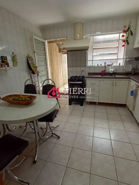 Sobrado com 2 quartos à venda, 150m2 em Conjunto Residencial Vista Verde, São Paulo - SP - imagem 6 Foto 6 de Sobrado com 2 quartos à venda, 150m2 em Conjunto Residencial Vista Verde, São Paulo - SP