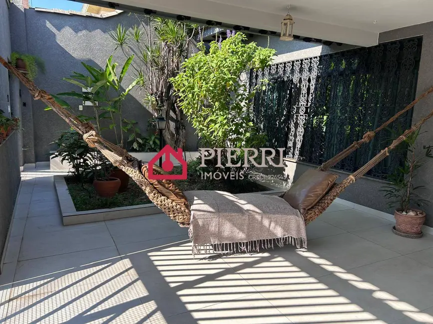 Casa com 3 quartos à venda, 300m2 em Parque São Domingos, São Paulo - SP - imagem 1 Foto 1 de Casa com 3 quartos à venda, 300m2 em Parque São Domingos, São Paulo - SP