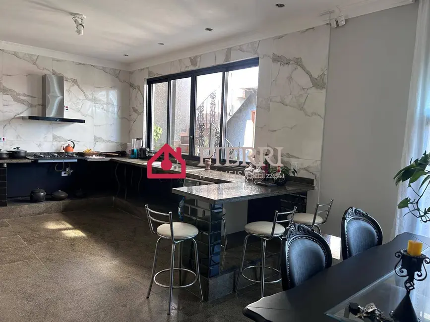 Casa com 3 quartos à venda, 300m2 em Parque São Domingos, São Paulo - SP - imagem 7 Foto 7 de Casa com 3 quartos à venda, 300m2 em Parque São Domingos, São Paulo - SP