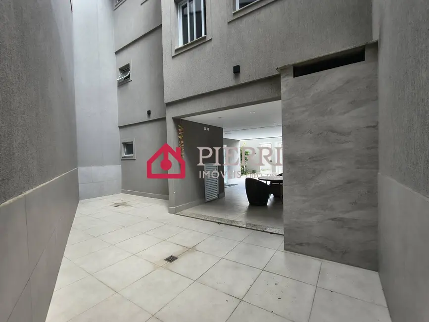 Foto 6 de Sobrado com 3 quartos à venda, 200m2 em Parque São Domingos, São Paulo - SP