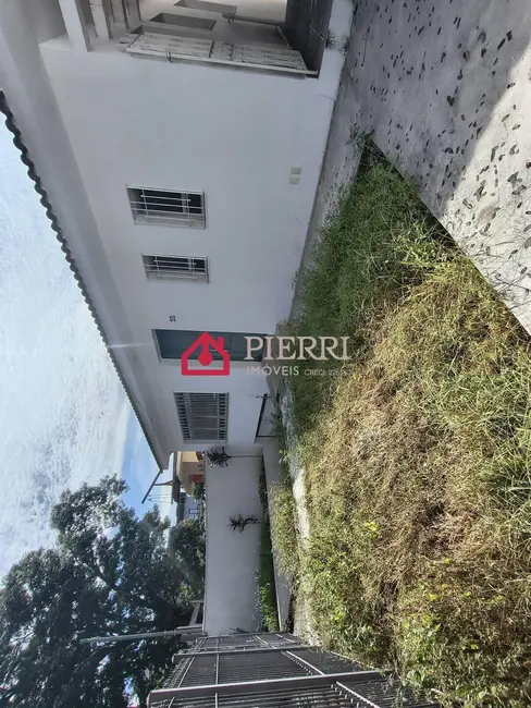 Foto 2 de Casa com 3 quartos à venda, 238m2 em Jardim Regina, São Paulo - SP