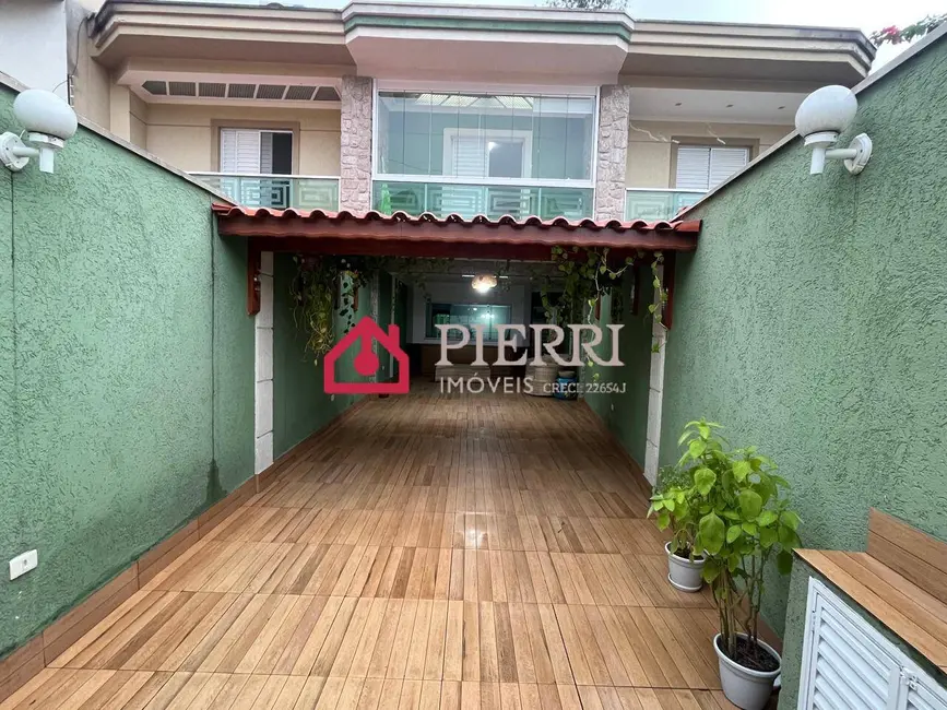 Foto 1 de Sobrado com 4 quartos à venda em Parque São Domingos, São Paulo - SP