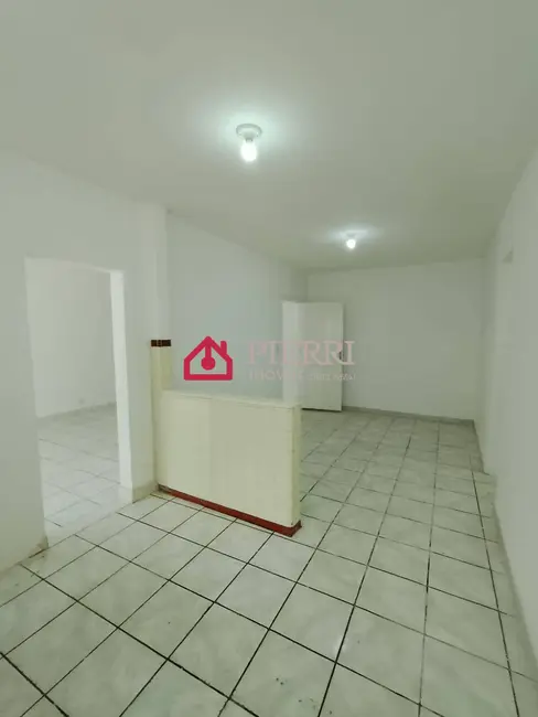 Casa com 2 quartos para alugar, 130m2 em Parque São Domingos, São Paulo - SP - imagem 9 Foto 9 de Casa com 2 quartos para alugar, 130m2 em Parque São Domingos, São Paulo - SP