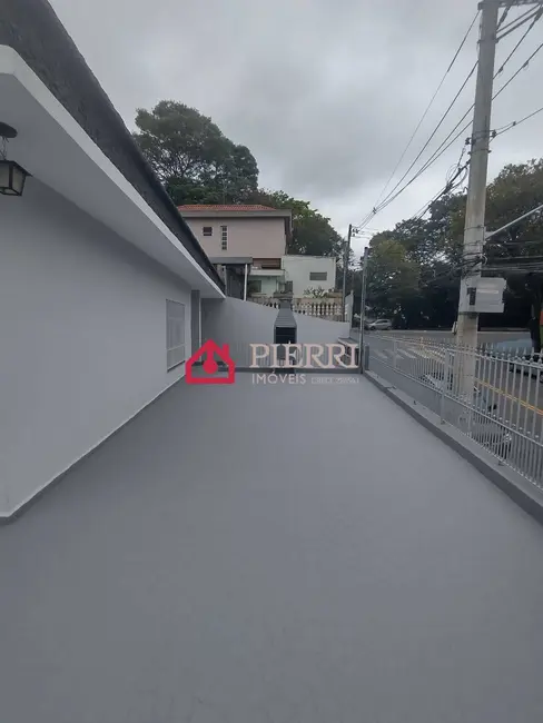 Casa com 2 quartos para alugar, 130m2 em Parque São Domingos, São Paulo - SP - imagem 3 Foto 3 de Casa com 2 quartos para alugar, 130m2 em Parque São Domingos, São Paulo - SP