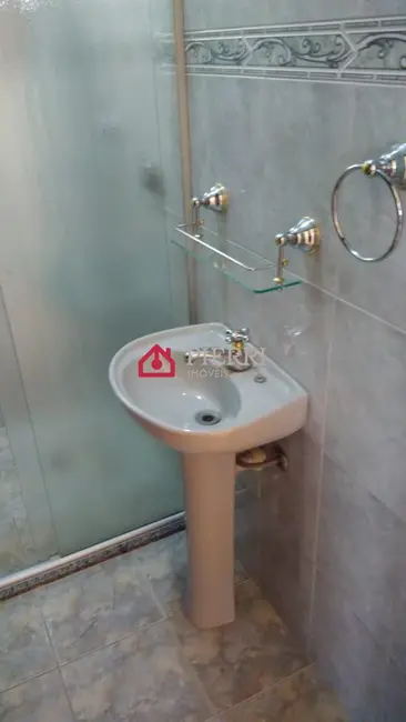 Sobrado com 3 quartos à venda, 265m2 em Vila Mangalot, São Paulo - SP - imagem 9 Foto 9 de Sobrado com 3 quartos à venda, 265m2 em Vila Mangalot, São Paulo - SP