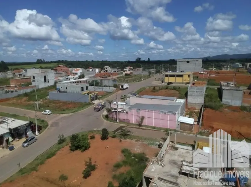 Foto 3 de Terreno / Lote à venda, 150m2 em Cotia - SP