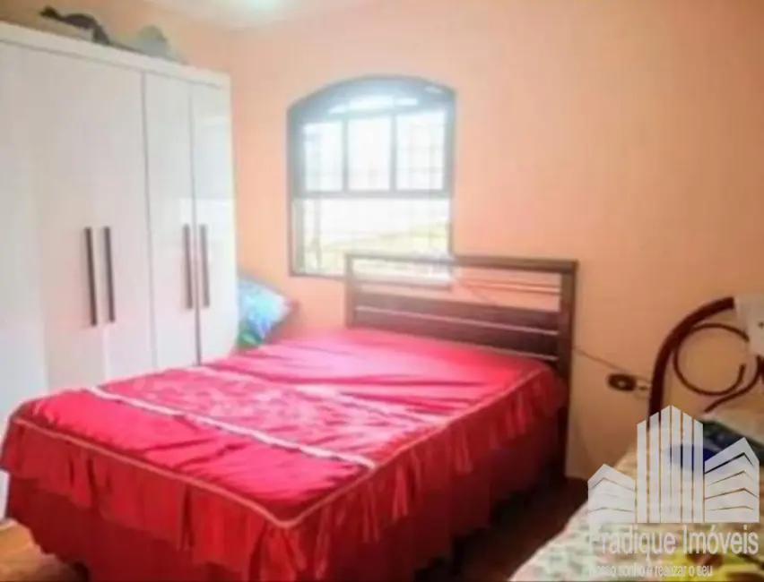 Foto 1 de Casa com 4 quartos à venda, 180m2 em Jardim São Miguel, Cotia - SP