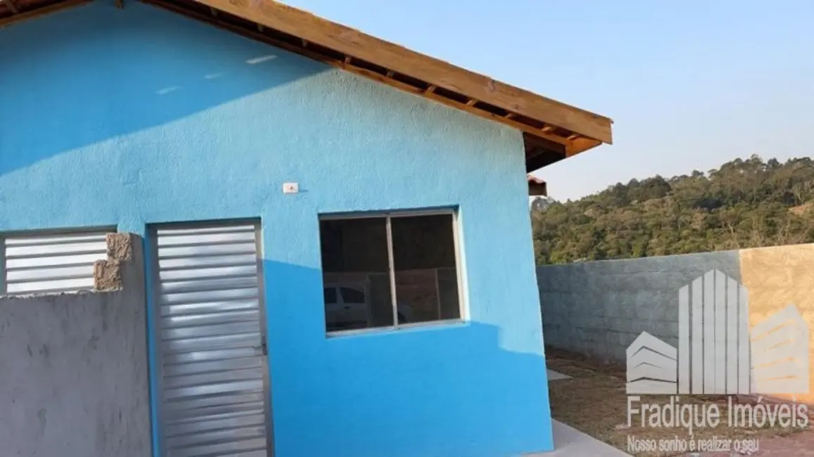 Foto 1 de Casa com 2 quartos à venda, 55m2 em dos Pires (Caucaia do Alto), Cotia - SP