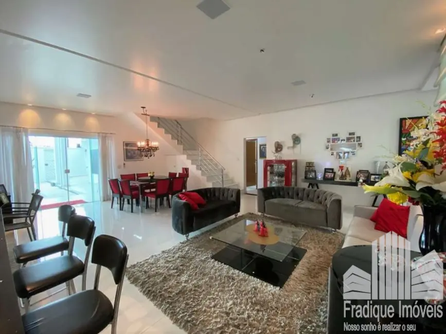 Foto 8 de Casa com 5 quartos à venda, 457m2 em Golf Gardens, Carapicuiba - SP