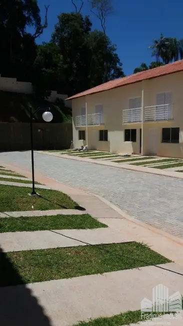 Sobrado com 2 quartos à venda, 48m2 em Cachoeira, Cotia - SP - imagem 4 Foto 4 de Sobrado com 2 quartos à venda, 48m2 em Cachoeira, Cotia - SP