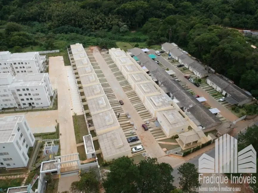 Casa de Condomínio com 3 quartos à venda, 110m2 em Água Espraiada (Caucaia do Alto), Cotia - SP - imagem 5 Foto 5 de Casa de Condomínio com 3 quartos à venda, 110m2 em Água Espraiada (Caucaia do Alto), Cotia - SP