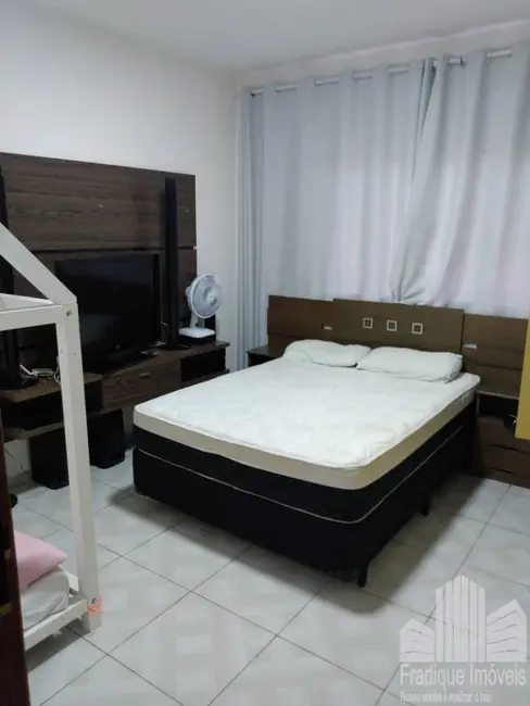 Foto 4 de Casa com 4 quartos à venda, 500m2 em Centro (Caucaia do Alto), Cotia - SP