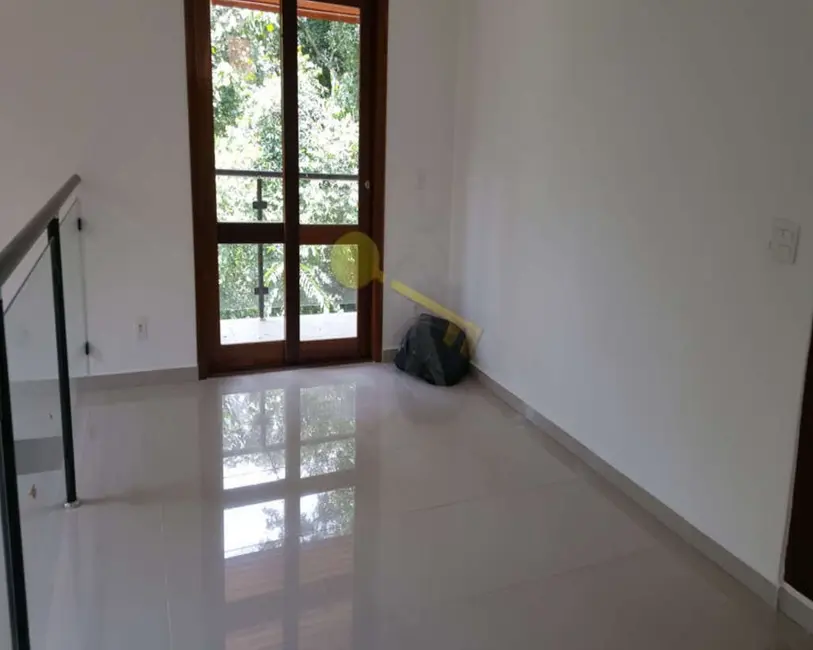 Casa de Condomínio com 3 quartos à venda, 400m2 em São Paulo - SP - imagem 6 Foto 6 de Casa de Condomínio com 3 quartos à venda, 400m2 em São Paulo - SP