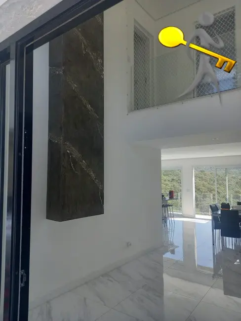 Foto 8 de Casa de Condomínio com 3 quartos à venda, 300m2 em Mairipora - SP