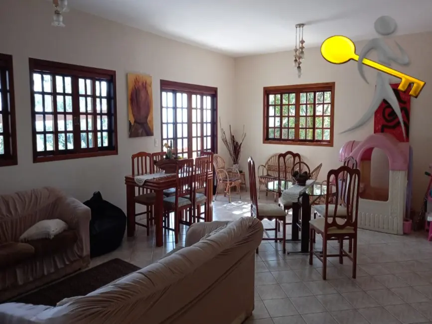 Casa com 3 quartos à venda, 250m2 em Santa Inês, Caieiras - SP - imagem 6 Foto 6 de Casa com 3 quartos à venda, 250m2 em Santa Inês, Caieiras - SP