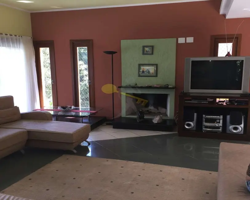 Foto 4 de Casa de Condomínio com 5 quartos para alugar, 450m2 em Mairipora - SP