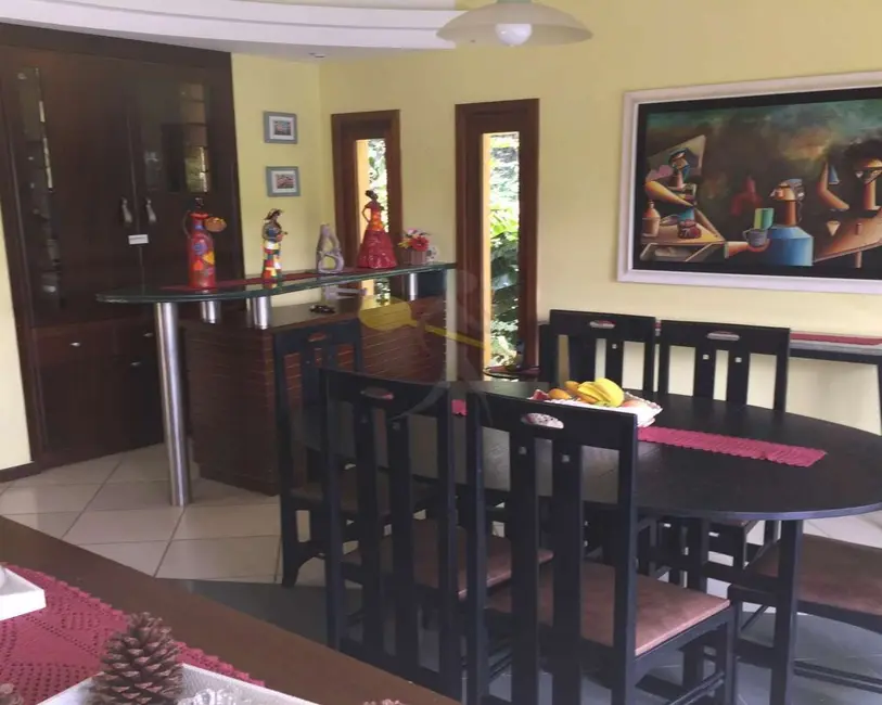 Foto 3 de Casa de Condomínio com 5 quartos para alugar, 450m2 em Mairipora - SP