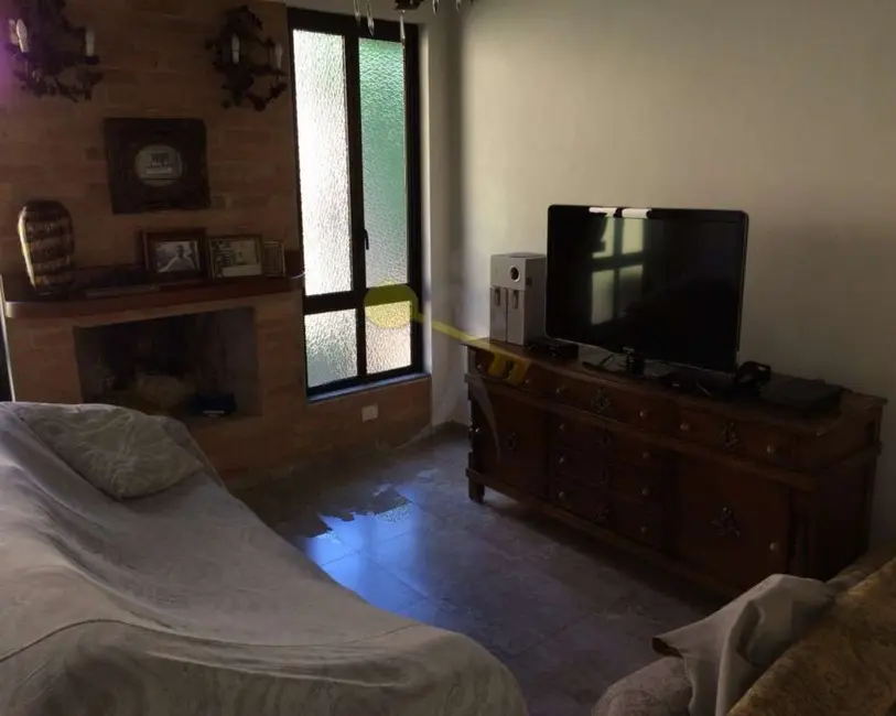 Foto 8 de Casa de Condomínio com 2 quartos à venda, 300m2 em Mairipora - SP