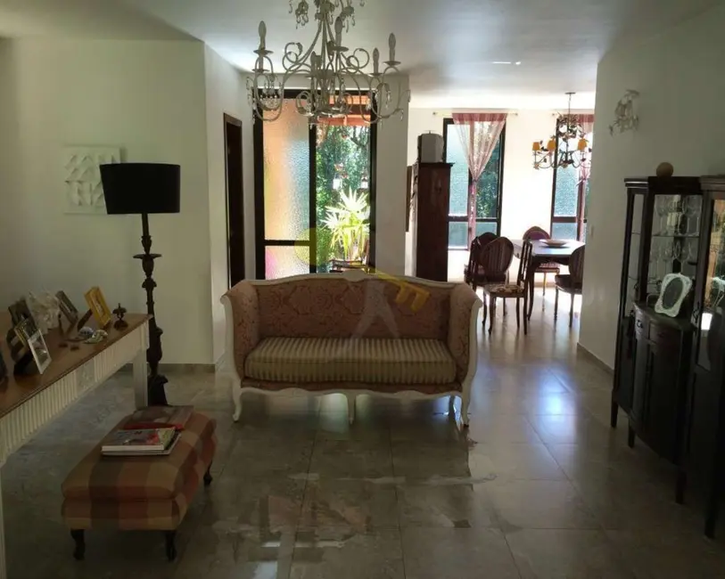 Foto 3 de Casa de Condomínio com 2 quartos à venda, 300m2 em Mairipora - SP