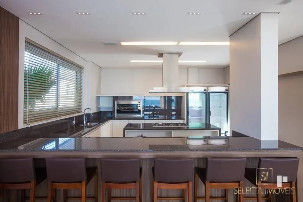 Apartamento com 4 quartos à venda, 355m2 em São Vicente, Itajai - SC - imagem 7 Foto 7 de Apartamento com 4 quartos à venda, 355m2 em São Vicente, Itajai - SC