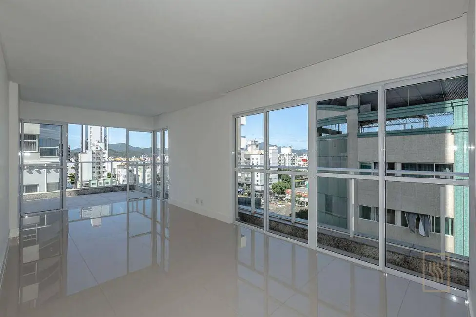 Apartamento com 3 quartos à venda, 369m2 em Centro, Balneario Camboriu - SC - imagem 7 Foto 7 de Apartamento com 3 quartos à venda, 369m2 em Centro, Balneario Camboriu - SC