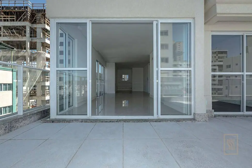 Apartamento com 3 quartos à venda, 369m2 em Centro, Balneario Camboriu - SC - imagem 6 Foto 6 de Apartamento com 3 quartos à venda, 369m2 em Centro, Balneario Camboriu - SC