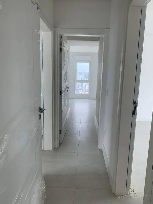 Apartamento com 3 quartos à venda, 137m2 em Centro, Balneario Camboriu - SC - imagem 4 Foto 4 de Apartamento com 3 quartos à venda, 137m2 em Centro, Balneario Camboriu - SC