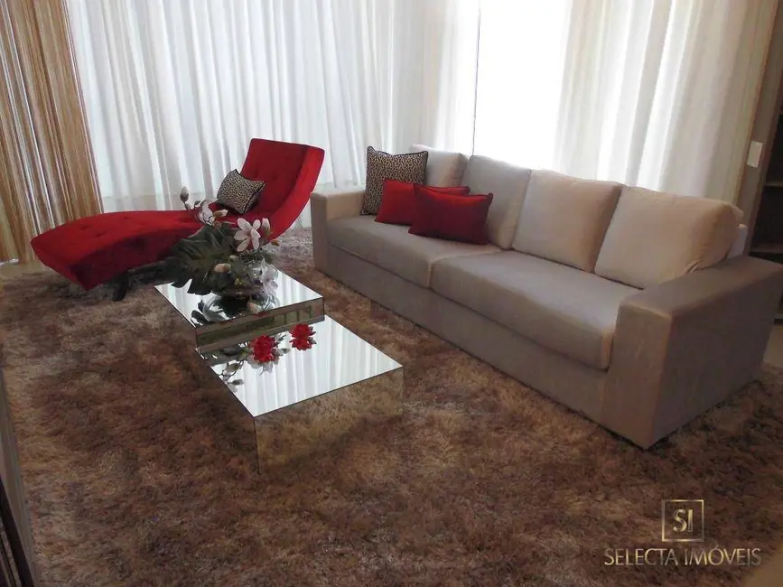 Apartamento com 3 quartos à venda, 187m2 em Centro, Balneario Camboriu - SC - imagem 3 Foto 3 de Apartamento com 3 quartos à venda, 187m2 em Centro, Balneario Camboriu - SC