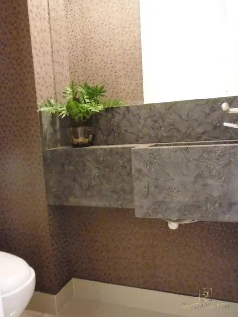 Apartamento com 3 quartos à venda, 187m2 em Centro, Balneario Camboriu - SC - imagem 9 Foto 9 de Apartamento com 3 quartos à venda, 187m2 em Centro, Balneario Camboriu - SC