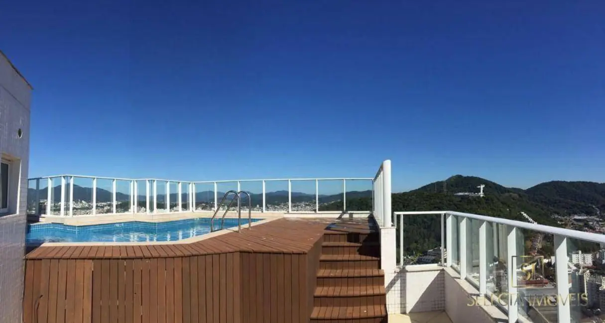 Cobertura com 4 quartos à venda, 335m2 em Centro, Balneario Camboriu - SC - imagem 3 Foto 3 de Cobertura com 4 quartos à venda, 335m2 em Centro, Balneario Camboriu - SC