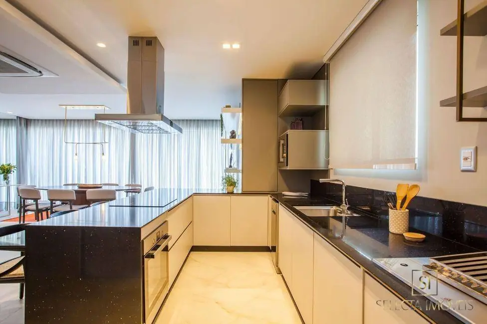 Foto 4 de Apartamento com 3 quartos à venda, 243m2 em Centro, Balneario Camboriu - SC