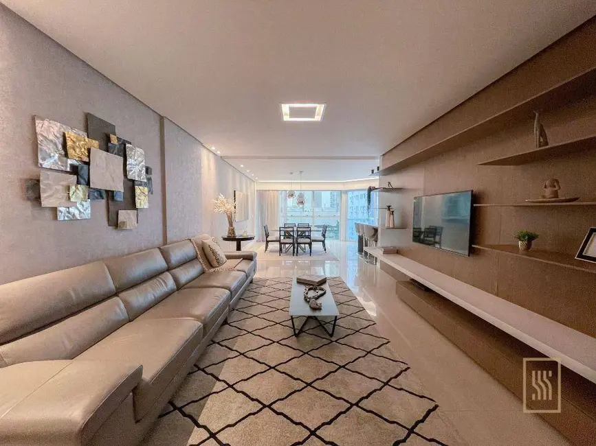 Foto 1 de Apartamento com 3 quartos à venda, 258m2 em Centro, Balneario Camboriu - SC