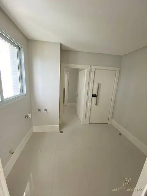 Apartamento com 5 quartos à venda, 464m2 em Centro, Balneario Camboriu - SC - imagem 7 Foto 7 de Apartamento com 5 quartos à venda, 464m2 em Centro, Balneario Camboriu - SC