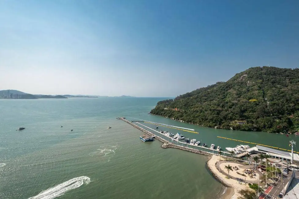 Apartamento com 4 quartos à venda, 378m2 em Centro, Balneario Camboriu - SC - imagem 3 Foto 3 de Apartamento com 4 quartos à venda, 378m2 em Centro, Balneario Camboriu - SC