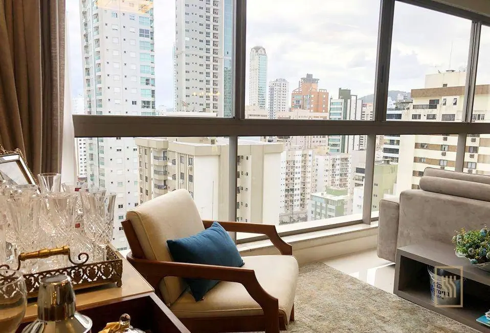 Apartamento com 3 quartos à venda, 208m2 em Centro, Balneario Camboriu - SC - imagem 7 Foto 7 de Apartamento com 3 quartos à venda, 208m2 em Centro, Balneario Camboriu - SC