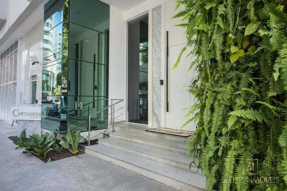 Apartamento com 3 quartos à venda, 186m2 em Centro, Balneario Camboriu - SC - imagem 4 Foto 4 de Apartamento com 3 quartos à venda, 186m2 em Centro, Balneario Camboriu - SC