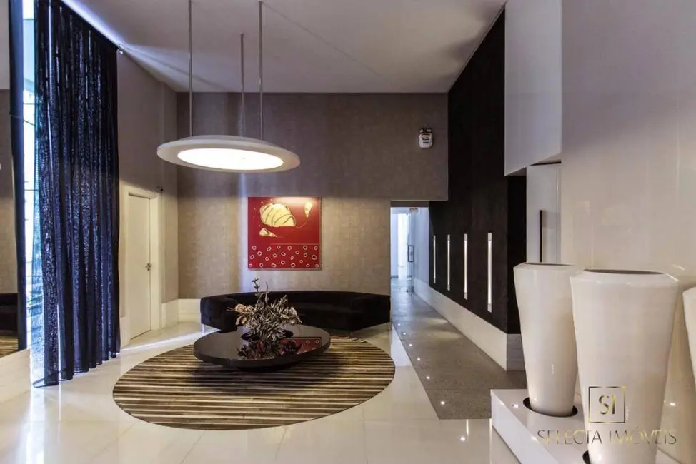 Apartamento com 3 quartos à venda, 186m2 em Centro, Balneario Camboriu - SC - imagem 6 Foto 6 de Apartamento com 3 quartos à venda, 186m2 em Centro, Balneario Camboriu - SC