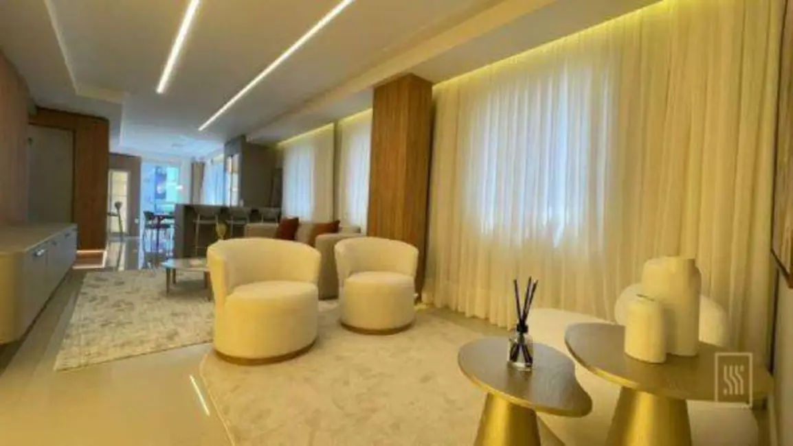 Apartamento com 3 quartos à venda, 330m2 em Centro, Balneario Camboriu - SC - imagem 2 Foto 2 de Apartamento com 3 quartos à venda, 330m2 em Centro, Balneario Camboriu - SC