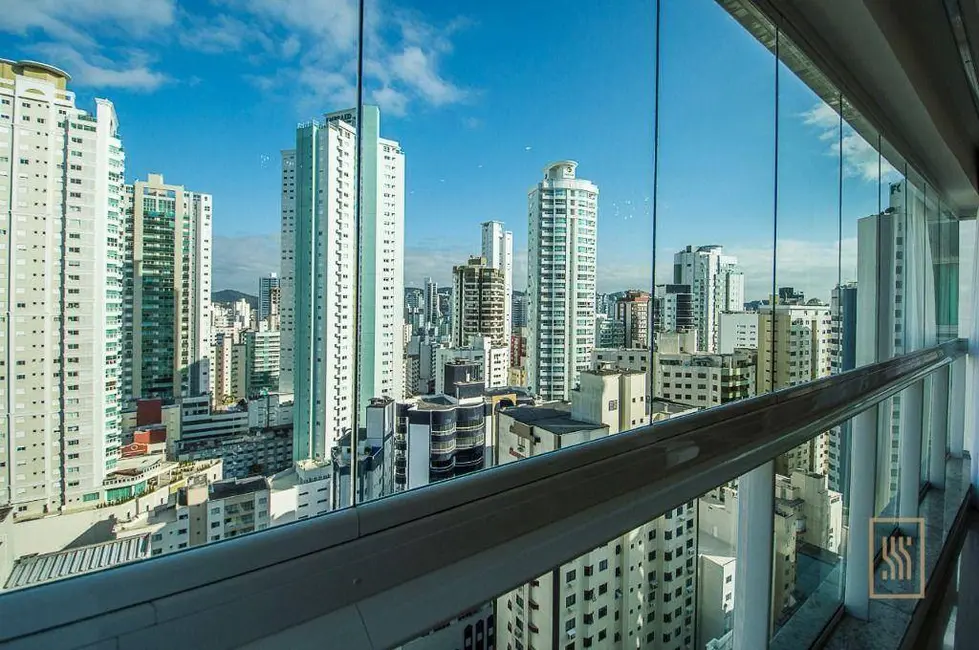Foto 5 de Apartamento com 3 quartos à venda, 174m2 em Centro, Balneario Camboriu - SC