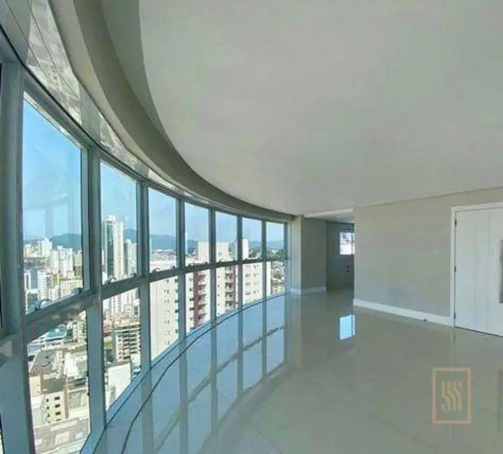 Apartamento com 3 quartos à venda, 308m2 em Centro, Balneario Camboriu - SC - imagem 4 Foto 4 de Apartamento com 3 quartos à venda, 308m2 em Centro, Balneario Camboriu - SC