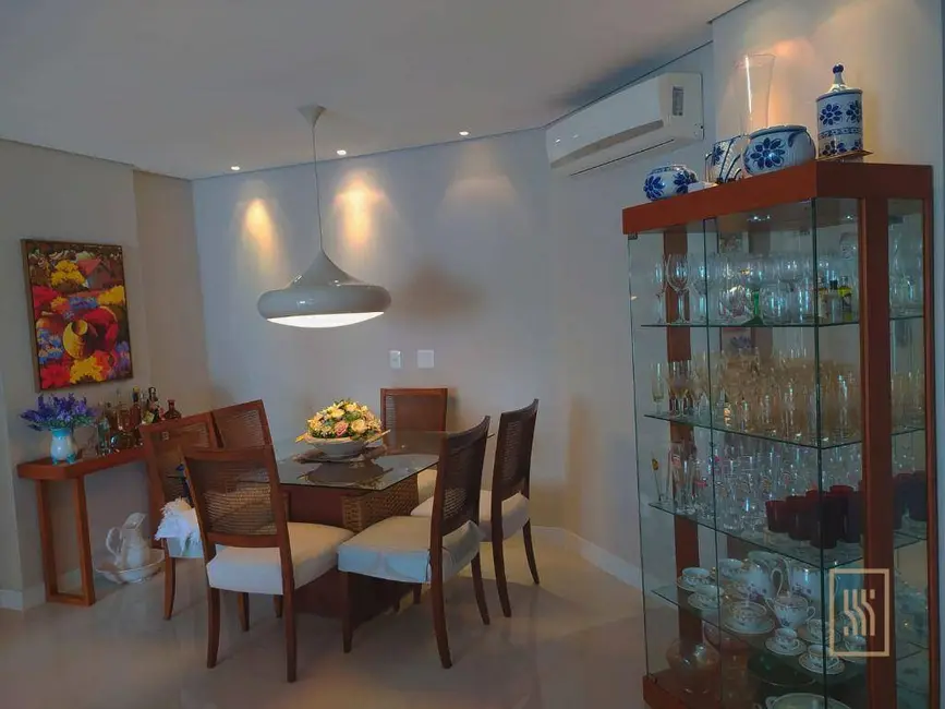 Apartamento com 3 quartos à venda, 219m2 em Pioneiros, Balneario Camboriu - SC - imagem 7 Foto 7 de Apartamento com 3 quartos à venda, 219m2 em Pioneiros, Balneario Camboriu - SC