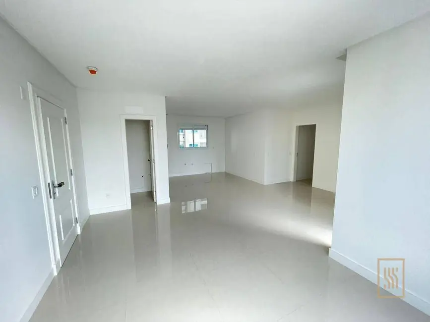 Foto 2 de Apartamento com 3 quartos à venda, 180m2 em Centro, Balneario Camboriu - SC