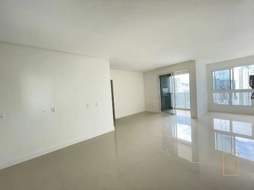 Foto 3 de Apartamento com 3 quartos à venda, 180m2 em Centro, Balneario Camboriu - SC