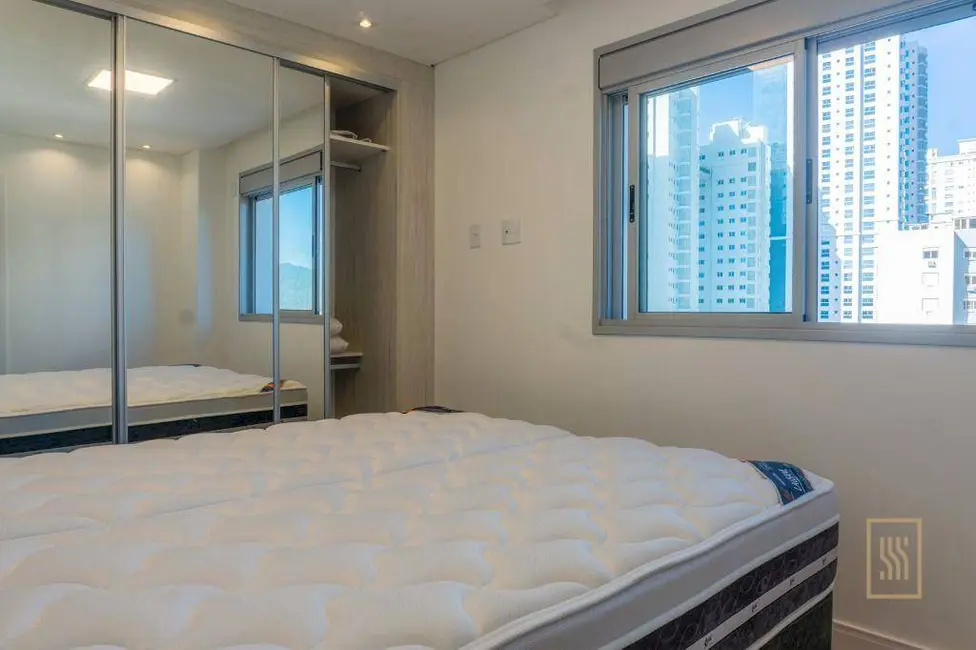 Apartamento com 4 quartos à venda, 260m2 em Centro, Balneario Camboriu - SC - imagem 8 Foto 8 de Apartamento com 4 quartos à venda, 260m2 em Centro, Balneario Camboriu - SC