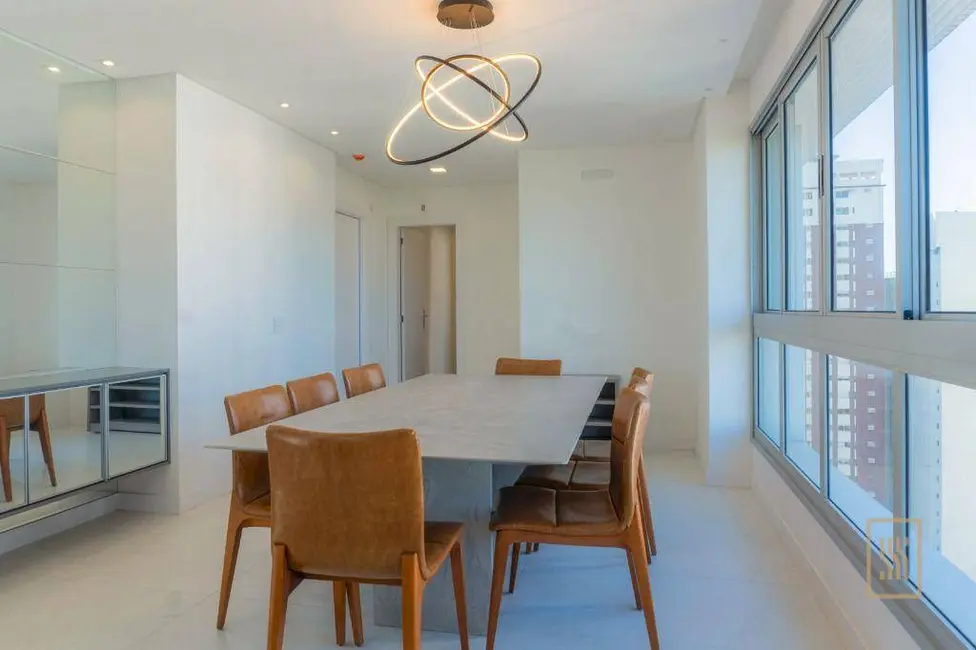 Apartamento com 4 quartos à venda, 260m2 em Centro, Balneario Camboriu - SC - imagem 6 Foto 6 de Apartamento com 4 quartos à venda, 260m2 em Centro, Balneario Camboriu - SC