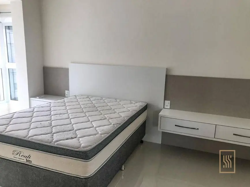 Apartamento com 3 quartos à venda, 265m2 em Centro, Balneario Camboriu - SC - imagem 8 Foto 8 de Apartamento com 3 quartos à venda, 265m2 em Centro, Balneario Camboriu - SC