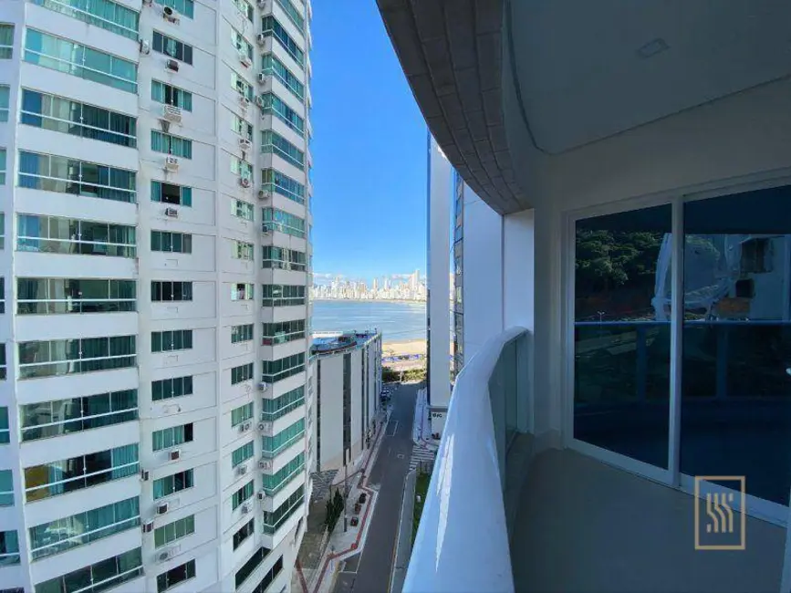 Foto 4 de Apartamento com 4 quartos à venda, 226m2 em Pioneiros, Balneario Camboriu - SC