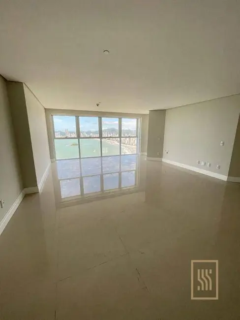 Foto 1 de Apartamento com 3 quartos à venda, 364m2 em Pioneiros, Balneario Camboriu - SC