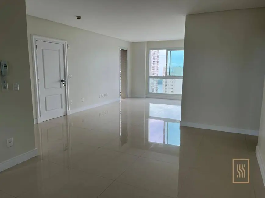 Apartamento com 3 quartos à venda, 222m2 em Centro, Balneario Camboriu - SC - imagem 1 Foto 1 de Apartamento com 3 quartos à venda, 222m2 em Centro, Balneario Camboriu - SC