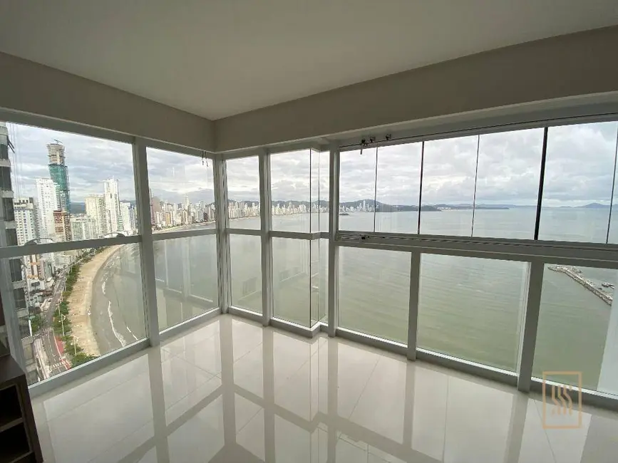 Apartamento com 5 quartos à venda, 464m2 em Centro, Balneario Camboriu - SC - imagem 3 Foto 3 de Apartamento com 5 quartos à venda, 464m2 em Centro, Balneario Camboriu - SC